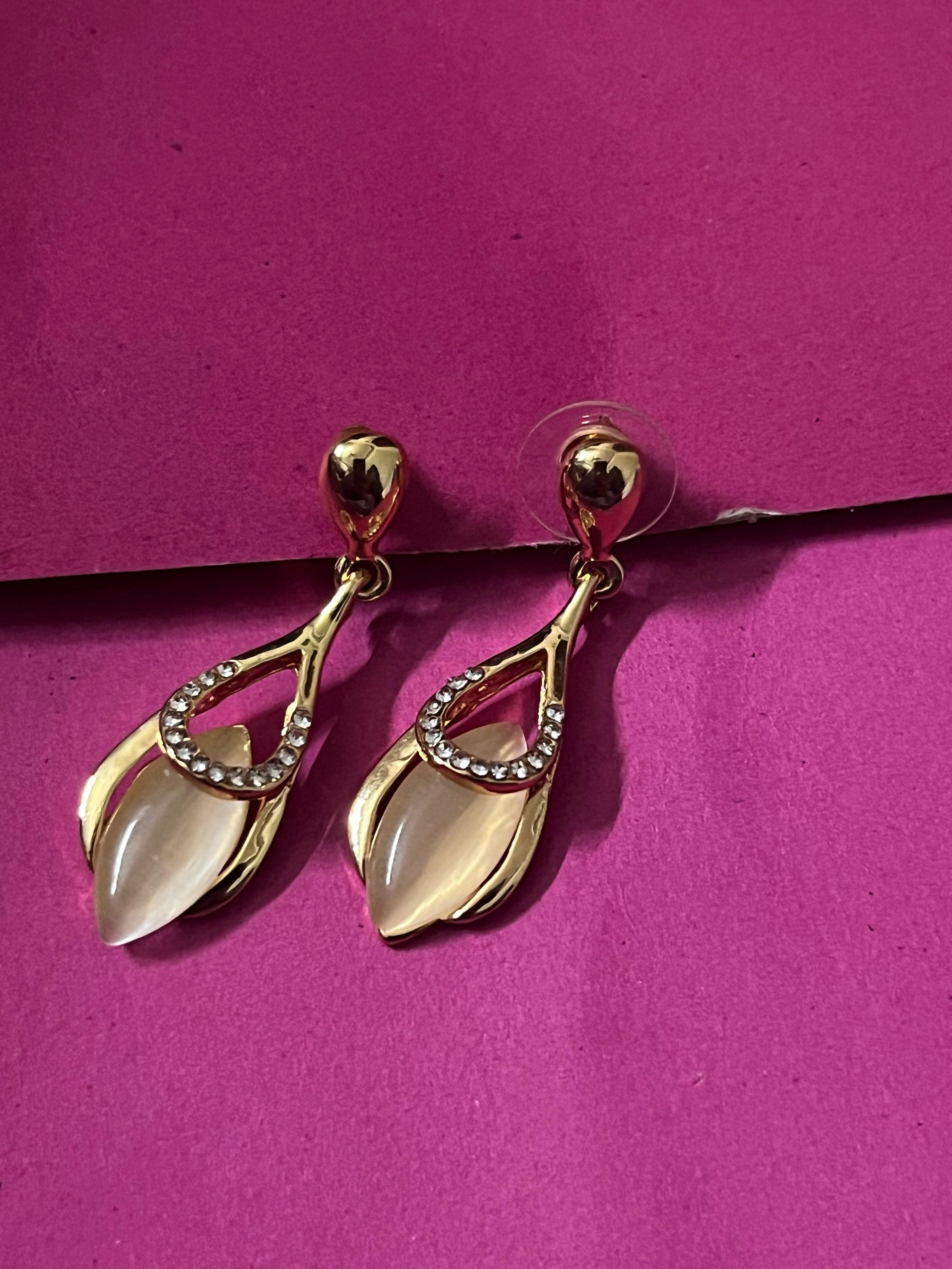 Tear Drop Earrings Side